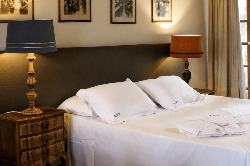 Quarto aconchegante da Aldeia Parque e Pousada Rural